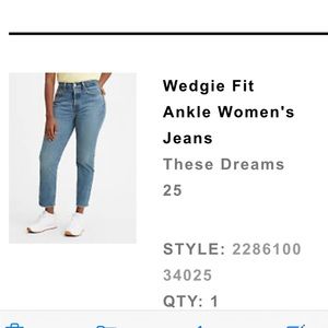 Levi’s Wedgie Fit Ankle Women’s Jeans